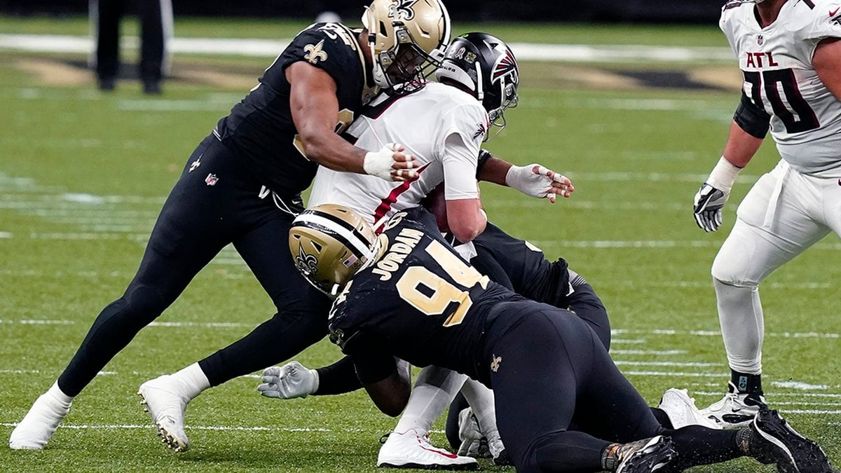 Saints defense dominates in 24-9 win over Falcons