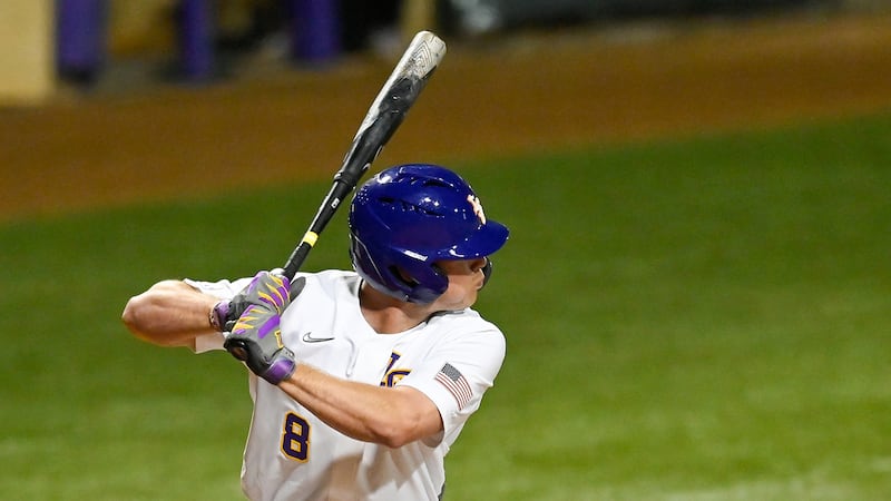 LSU left fielder Gavin Dugas (8)