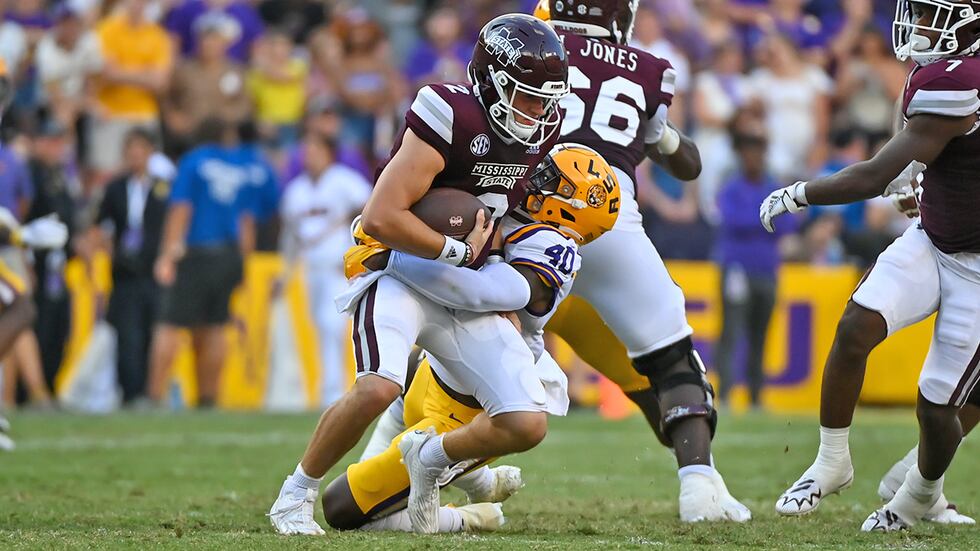 LSU linebacker Harold Perkins Jr. (40)