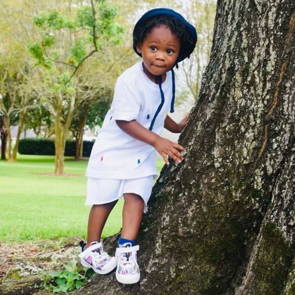 2-year-old, Mitchell Robinson