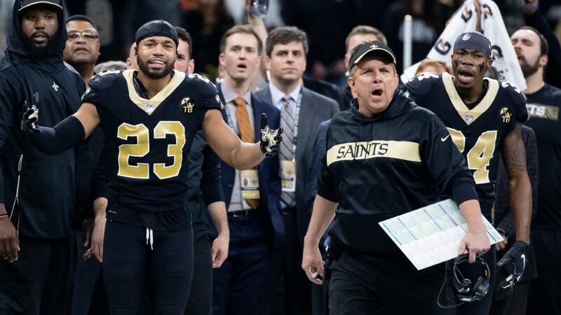 Marshon Lattimore and Sean Payton react to the ref's no-call. (Source: Jessica Martz)