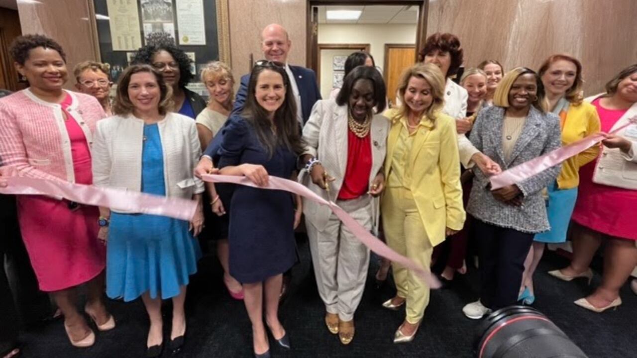 Ribbon cutting held for updated first aid, lactation rooms at La. State Capitol - Vimarsana News