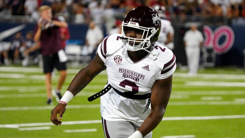 Mississippi State linebacker Tyrus Wheat (2) during an NCAA football game against Arizona on...